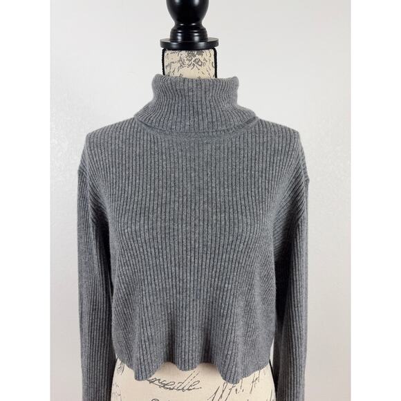 B45 Reformation Luisa Cashmere Turtleneck Sweater Cropped M  Minimalist Chic - Picture 4 of 8